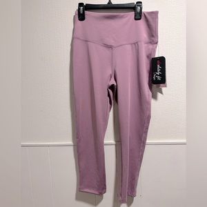 NWT| Capris Tummy Control Workout Leggings